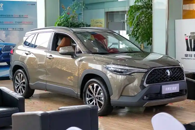 一汽丰田卡罗拉锐放到店丰田抢占入门级suv再添猛将