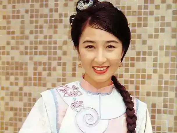 真爱她流产两次男方却躲去非洲等到回国爆红她终于被宠上天