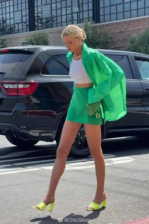 【纬度养眼】|维密超模,够撩够性感!_公众_hosk_elsa