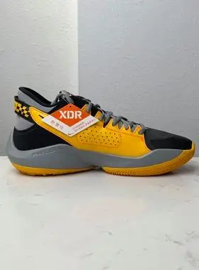 耐克nike zoom freak 2字母哥篮球鞋