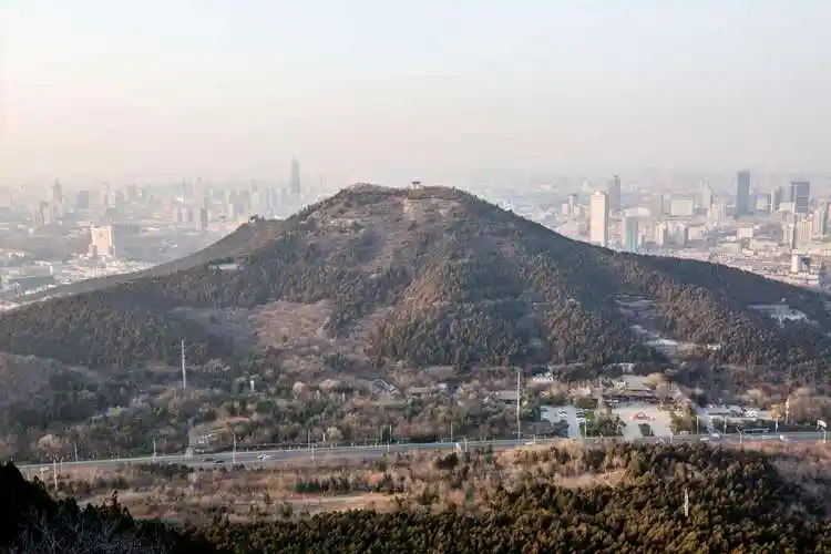 俯瞰济南千佛山冬季风光山顶模样你见过吗