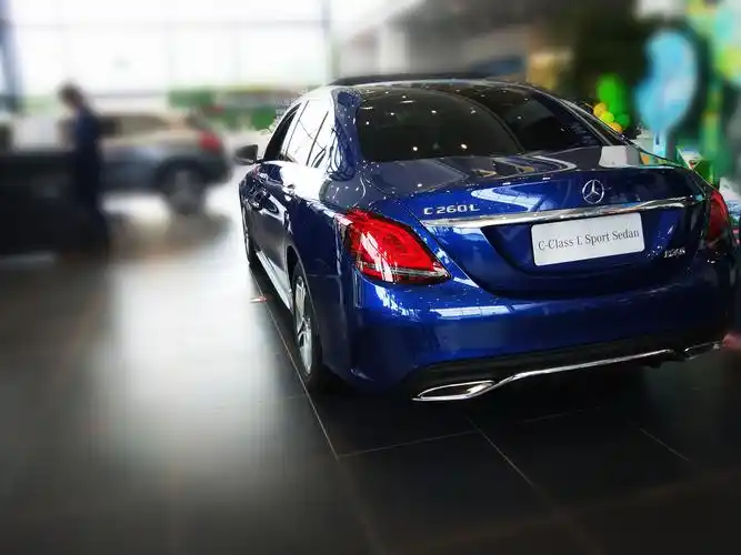 西安奔驰事件后,奔驰车还值得买吗?这台c260让我很吃惊