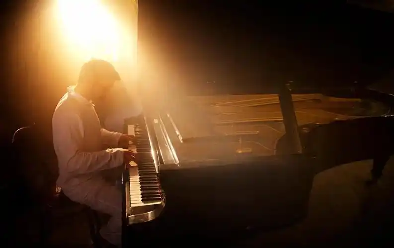 弹钢琴究竟是看遍数还是看时间深度好文丨韦尔森德钢琴