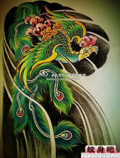 传统半甲凤凰纹身图案