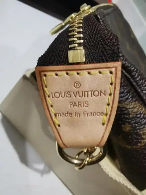 lv麻将迷你包谁来帮我看看