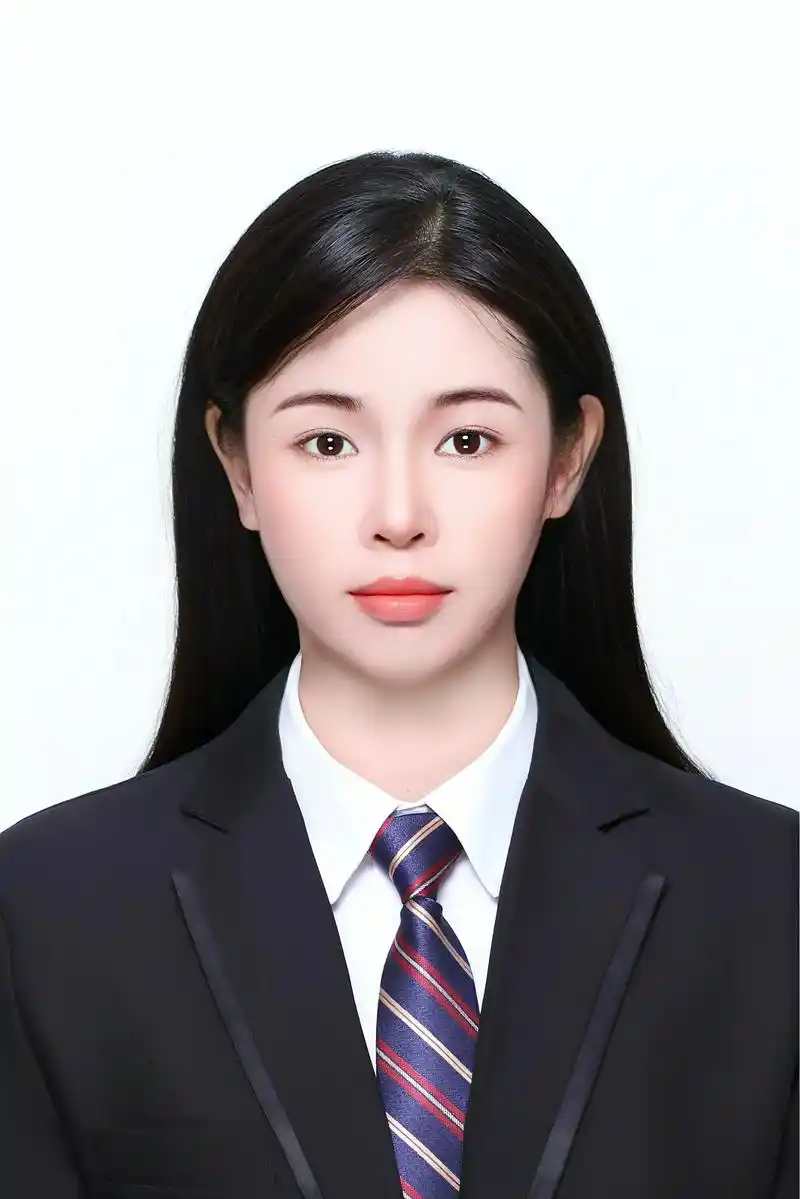 正式的穿西装打领带,哈哈哈哈#证件照