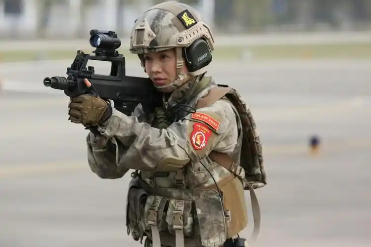 《特种兵火凤凰》女兵你最喜欢哪个?