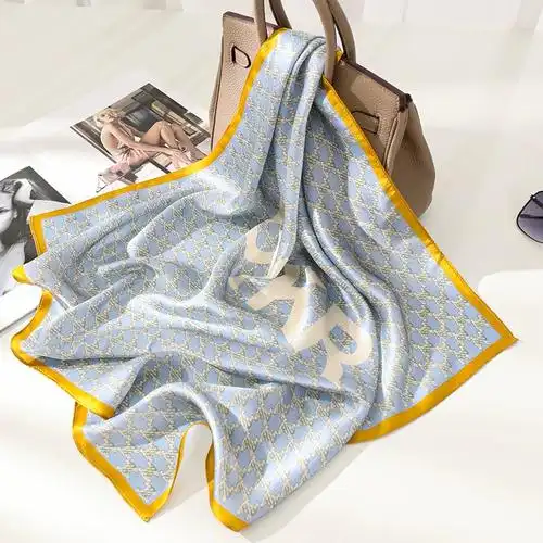 杭州丝绸100桑蚕丝高档真丝围巾女70cm中方巾百搭12姆米素绉缎