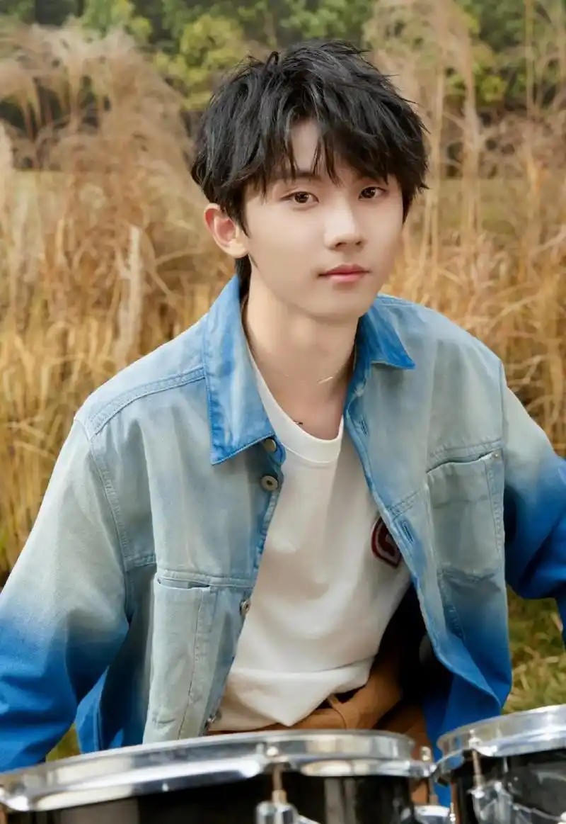 好帅好帅简直了99#氛围感 #马嘉祺丁程鑫宋亚轩刘耀文张真源 - 抖音