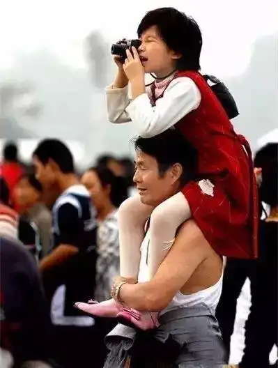 朋友圈最让人泪奔的30张照片,你永远不知道他有多爱你!