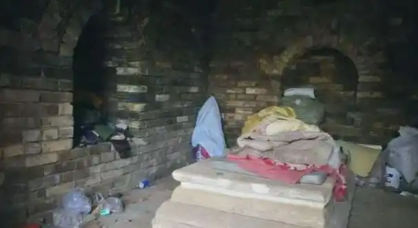 1998年,南京挖出朱元璋女儿墓,没想到里面竟有活人生活37年