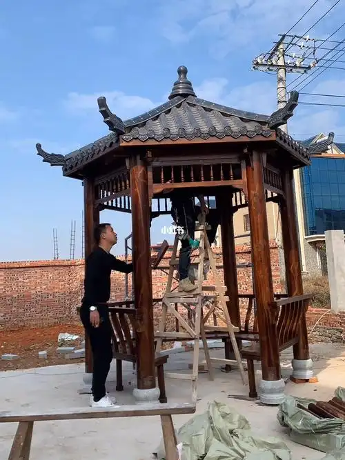 树脂瓦六角凉亭