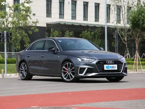 【2020款奥迪a4l45 tfsi quattro 臻选动感型_整体外观_28/1126张图片