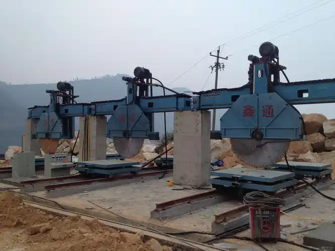 金刚圆盘锯石机,大锯,锯石机,马路沿石机,切割机,马路牙石机