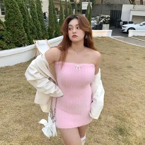 复古庄园大码微胖mm水貂毛抹胸连衣裙女2022新款早春高腰性感裙子