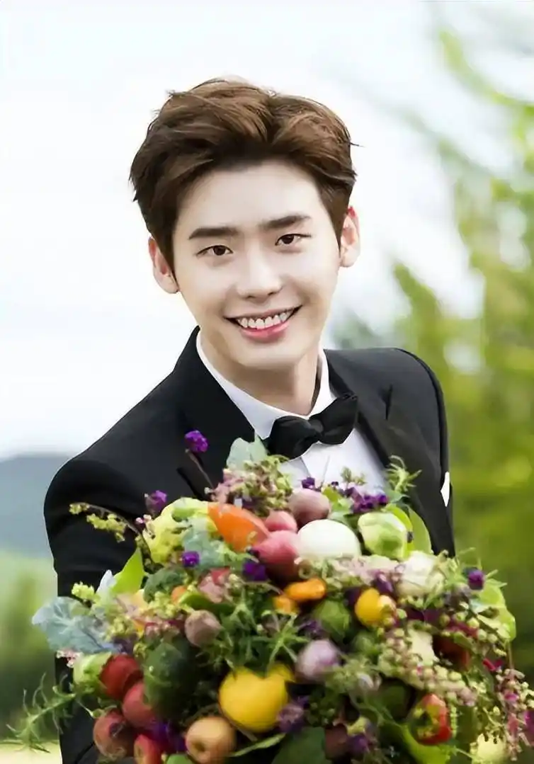 盘点李钟硕主演的电视剧,我最喜欢他的《黑话》