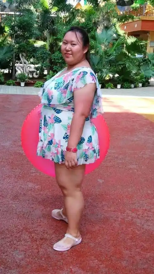 一个胖女孩的自救:体重200斤,我决定去当大码模特_身材_照片_生活