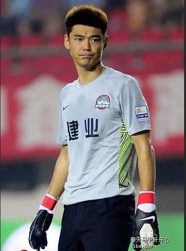 发花痴迷上了曾诚.天呐. 老干部闲聊 篱笆网 - 年轻家庭 生活社区