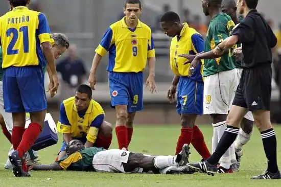 图文-追忆英年早逝的体坛名将 维维安-福昏迷倒地