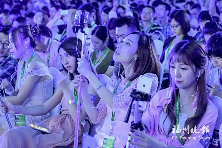 探秘福州网络主播圈台前幕后 内容型"网红"成趋势