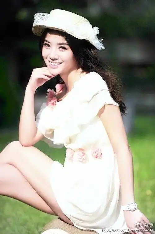 游戏春晚女嘉宾赵洁清纯写真图赏