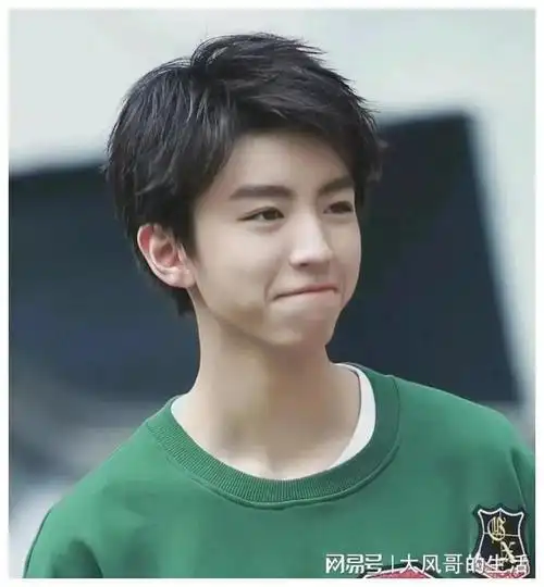 年轻的组合王俊凯易祥千玺王源如今各自发展境况