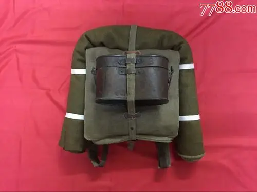 抗战国军校学员单兵背包