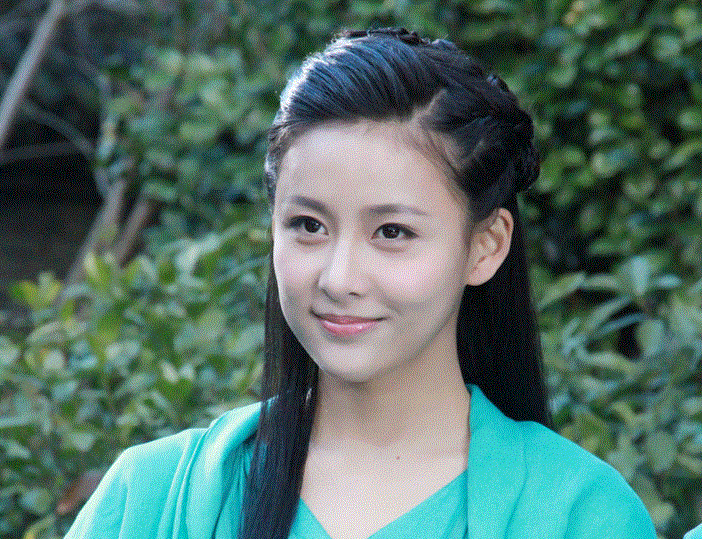 原创别再"馋"贾清找富二代男友了!这些才是人家的"真本事"