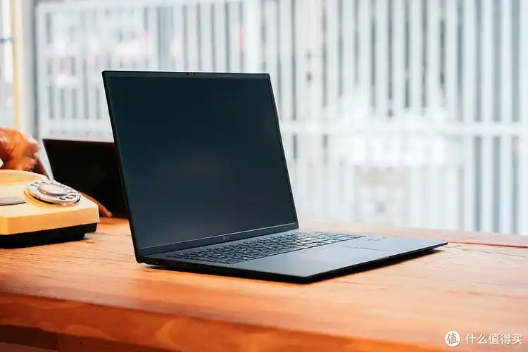 大屏轻薄标杆的自我修养:再进化的lg gram 17 2023独显版_笔记本电脑