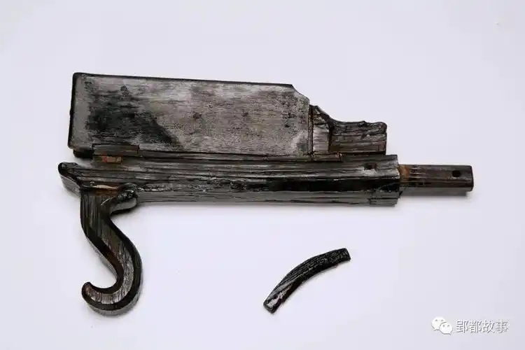 【文化荆州文物篇1】攻防兼备的"手枪"——战国连发弩机