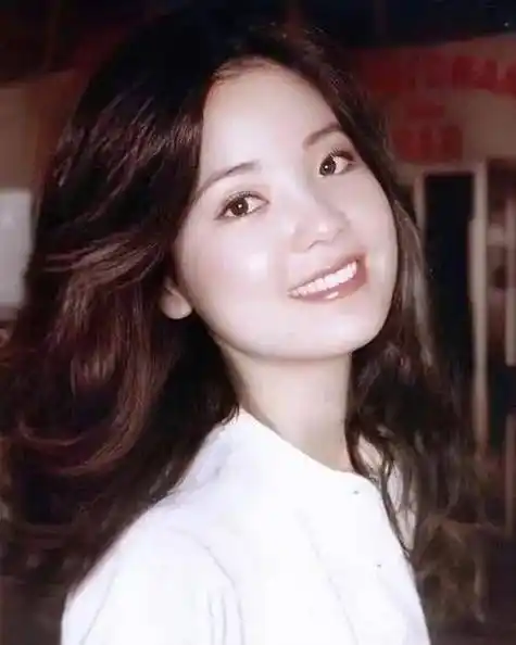 邓丽君 | 这样的爱情,老娘不要也罢!