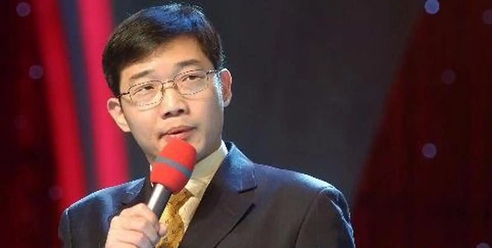 事情发生在2009年,当相声演员大兵在湖南担任主持人时,他不知道这是个