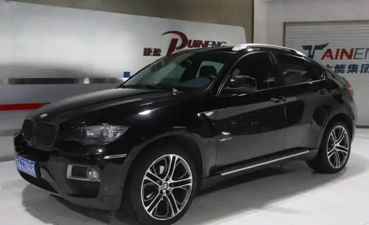 宝马 宝马x6 x6 3.0t 黑色 手自一体