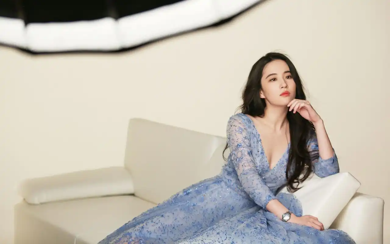 首页 桌面壁纸 大陆明星 刘亦菲撩人性感高清桌面壁纸1920_1200手机