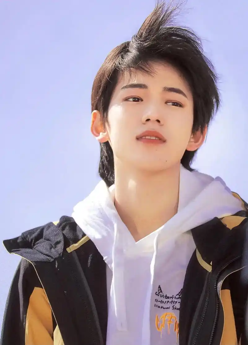 看图#宋亚轩 #分享照片 #卡点  - 抖音