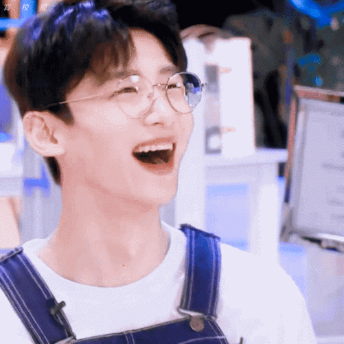 明星大侦探 × 白开水