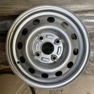 汽车用品>玩车改装>轮毂>工马>工马五菱宏光荣光s钢圈宏光sv铁圈轮毂