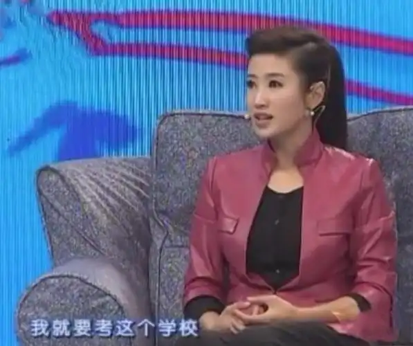 回顾春妮二婚嫁刚强不生孩子不做饭41岁意外得子幸福刚刚好