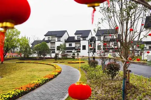 187户村民住进高颜值江南庭院嘉定区乡悦华亭首批农民安置房今交房