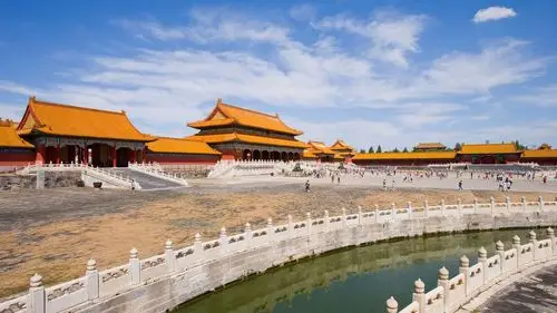 北京故宫是我国明清时的皇家宫殿,古代的时候被称为紫禁城,中国古代