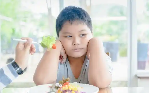 文章图片③营养不良这在我们身边太多见了 , 有些孩子长的面黄肌瘦