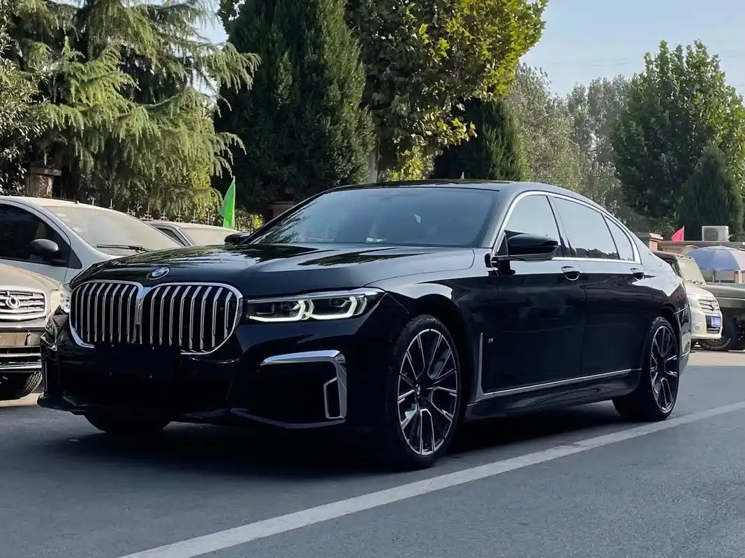 宝马7系 改款 740li 领先型 豪华.【车辆名称】201 - 抖音