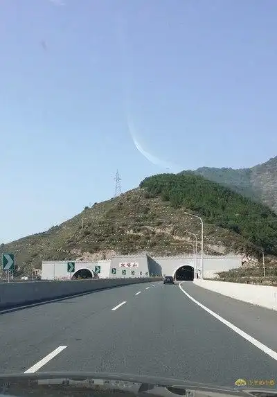 7天跨8省5550公里秋天的童话走进额济纳之金秋胡杨林