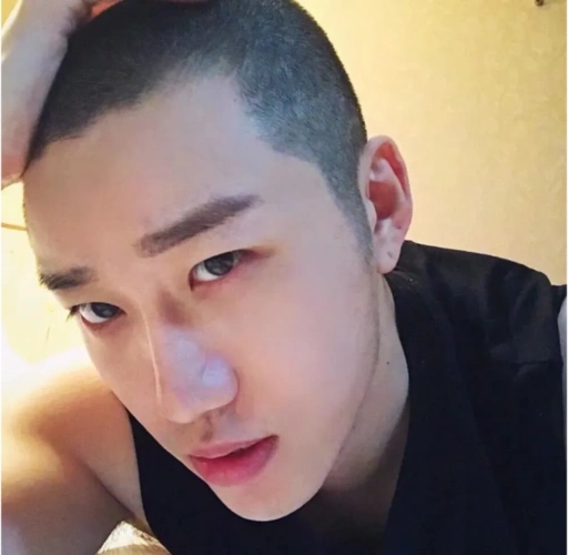 夏季男发千万别乱剪,最帅寸头32款送给你,清爽有型显精神