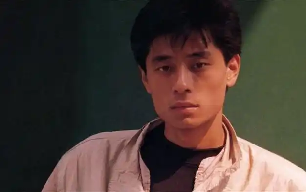 曝34岁梁洛施跟60岁王杰在一起生活了