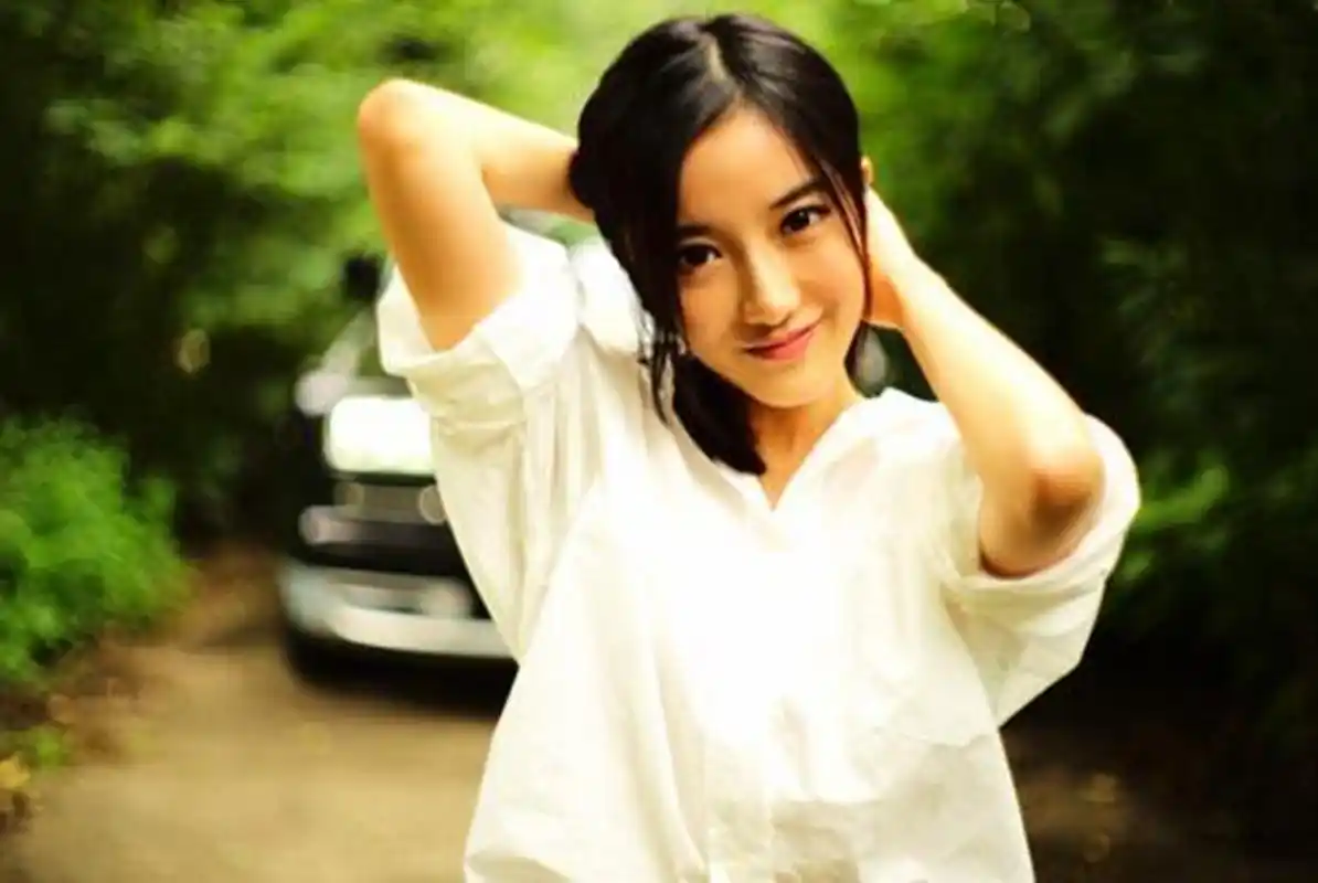 原创清华最美校花走红还是双料状元网友早知道我也读清华了