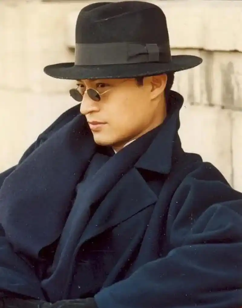 近日,有网友通过社交平台分享了一张马景涛的近照.