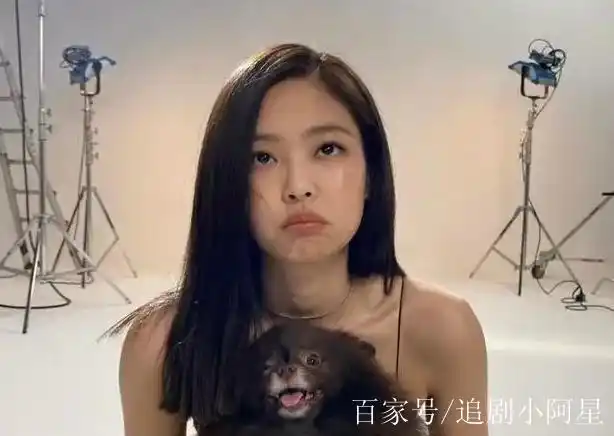 jennie果冻胸什么意思