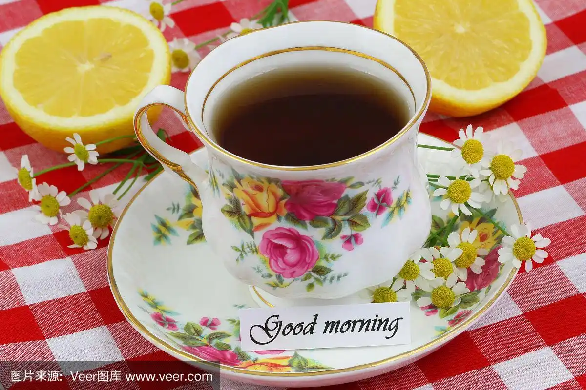 早上好,卡片和一杯茶