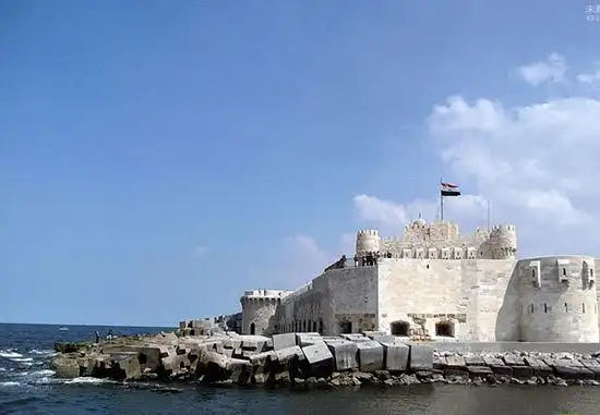 世界七大奇迹发生的神秘事件:这个灯塔不一般